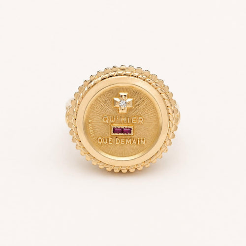 Bague 52 Augis - Bague chevalière en or jaune 18 carats, diamant et rubis 58 Facettes 33094