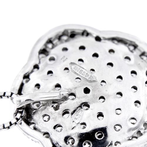 Collier Collier - Pendentif fleur en or blanc 750 et diamants 58 Facettes 15146