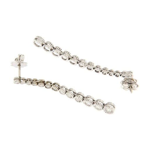 Boucles d'oreilles Guidetti - Boucles d'oreilles pendantes en or blanc et diamants 58 Facettes G2928