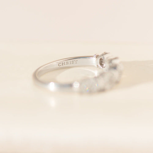 Bague 54 Bague à diamants motif floral en or blanc 14 carats, taille 54 58 Facettes