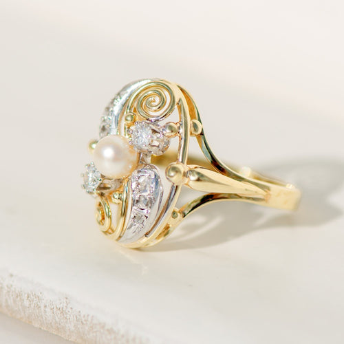 Bague 58 Bague Art nouveau en or jaune et blanc 585 avec perle et diamants 58 Facettes