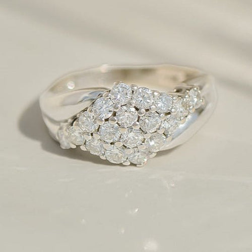 Bague 54 Bague crossover vintage en or blanc 14 carats et diamants 58 Facettes