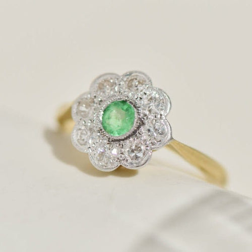 Bague 48 Bague smaragd et diamants florale en or jaune 750 58 Facettes