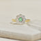 Bague 48 Bague smaragd et diamants florale en or jaune 750 58 Facettes
