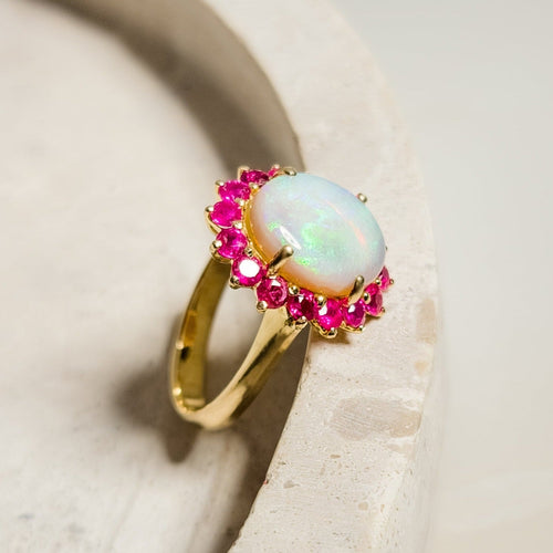 Bague 55.5 Bague solitaire en or 18 carats avec opale et rubis 58 Facettes 2705