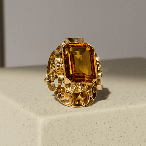 Bague 53 Bague citrine taille émeraude en or jaune 14 carats 12 ct 58 Facettes 2535