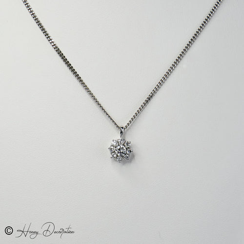 Pendentif Pendentif en or blanc serti de 9 diamants taille brillant 58 Facettes 2480
