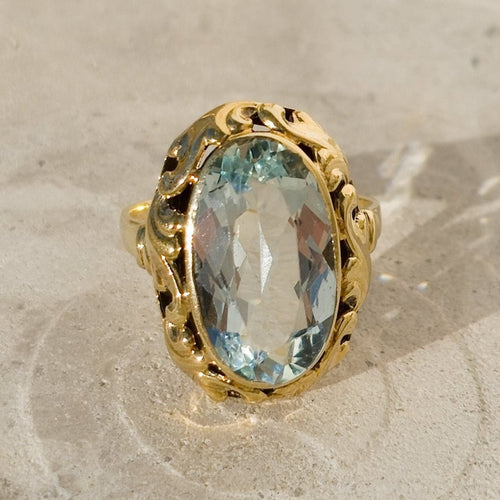 Bague 55 Bague vintage en or jaune 14 carats avec aquamarine 58 Facettes 1261