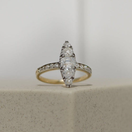 Bague 54 Bague navette édouardienne en or jaune 585 avec diamants 58 Facettes 2919