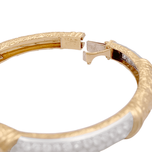 Bracelet Van Cleef & Arpels - Bracelet jonc ouvrant en or jaune et diamants 58 Facettes 34382