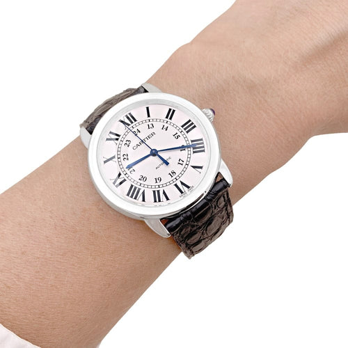 Montre Cartier Ronde Solo - Montre en acier sur bracelet cuir 58 Facettes 34831
