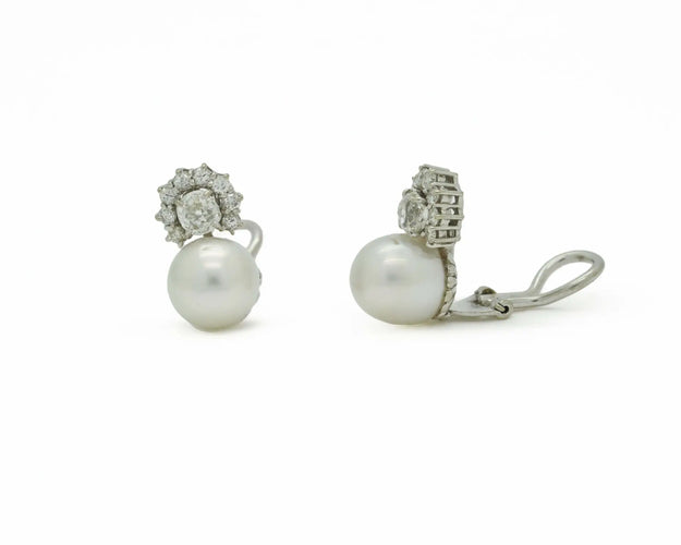 Boucles d'oreilles Boucles d’oreilles en or blanc 18 ct avec perles d’Australie et diamants 58 Facettes 7304