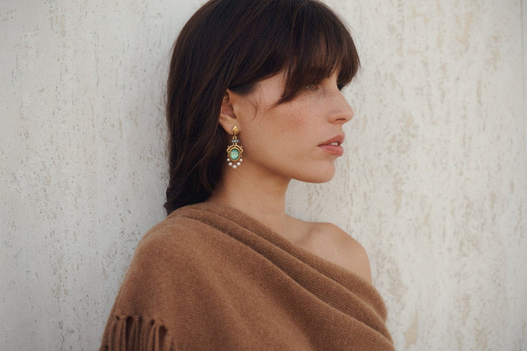 Boucles d'oreilles Pendants d’oreilles en or jaune 18k, émeraudes, perles fines et diamants 58 Facettes