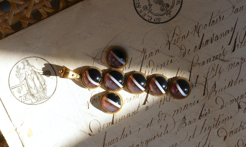 Pendentif Pendentif croix cabochons d’agates en or jaune 14kt 58 Facettes