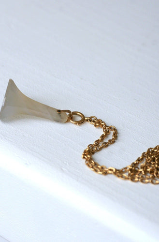 Pendentif Pendentif sceau (cachet) en or jaune 18 kt et calcédoine grise 58 Facettes