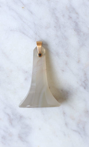 Pendentif Pendentif sceau (cachet) en or jaune 18 kt et calcédoine grise 58 Facettes