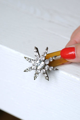 Pique à cheveux - Étoile ornée de strass en métal doré 58 Facettes