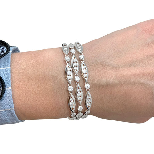 Bracelet Chaumet Classique - Bracelet en or blanc 750 serti de diamants 58 Facettes 23683