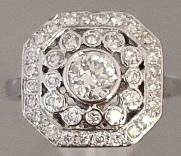 Bague 53.5 Bague Style Art Déco Octogonale Diamants Or Blanc 58 Facettes R 1656