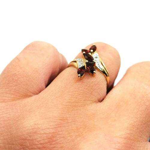 Bague 48 Bague or jaune grenats diamants 58 Facettes 3458