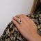 Bague 47 Bague en or jaune, diamants & saphir 58 Facettes