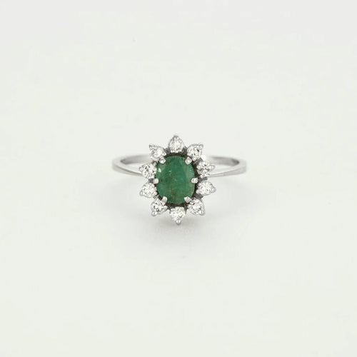 Bague 57 Bague marguerite en or gris, émeraude et diamants 58 Facettes GU88