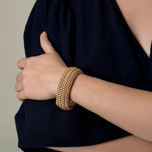 Bracelet Bracelet en or jaune tressée 58 Facettes CRE0537