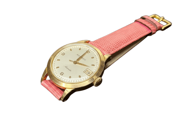 Montre Movado - Montre automatique années 1960 calibre 224A en or jaune 18 carats 58 Facettes