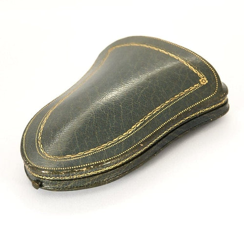 Broche Broche Art Déco motif géométrique en or blanc 18k, platine, diamants et saphirs 58 Facettes PL10