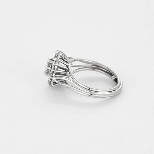 Bague 48 Bague marguerite en platine et diamants 58 Facettes LJ 25- 353