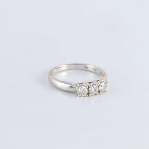 Bague 51 Bague Trilogie Diamants 0.45ct 58 Facettes FM103