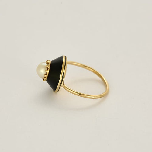 Bague 51 Bague en Or jaune, Onyx et perle 58 Facettes VAN0760X3