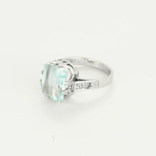 Bague 51 Bague en or blanc, aigue marine et diamants 58 Facettes COMP1392