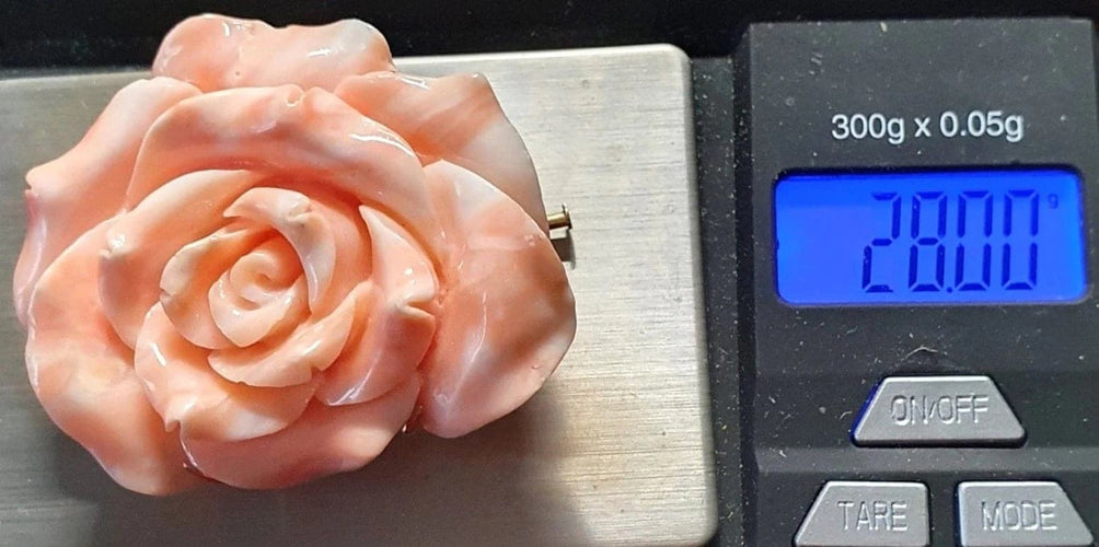 Pendentif Broche/Pendentif fleur Or jaune Corail 58 Facettes C 1485  Ree