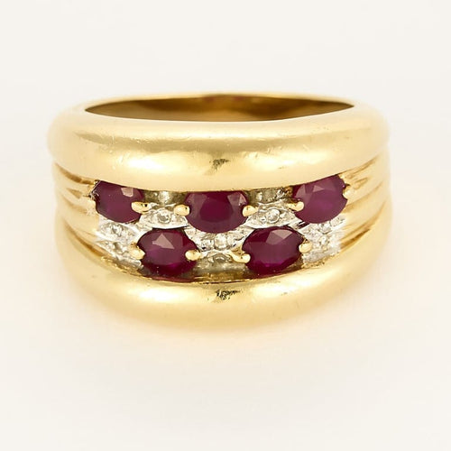 Bague 53 Bague jonc godronnée en or jaune, diamants et rubis 58 Facettes CAN1651