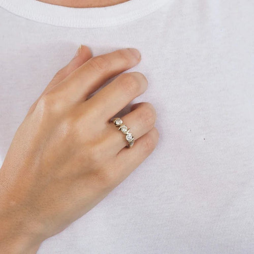 Bague 60 Bague trilogie or gris et diamants 58 Facettes GU46
