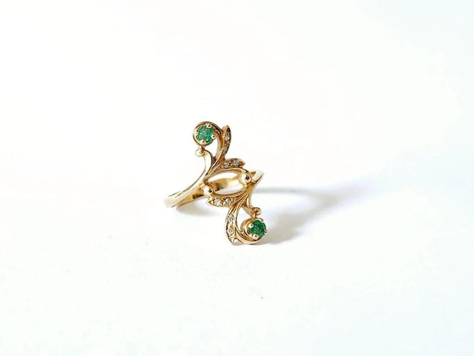 Bague 53 Bague or jaune - Emeraudes et diamants 58 Facettes