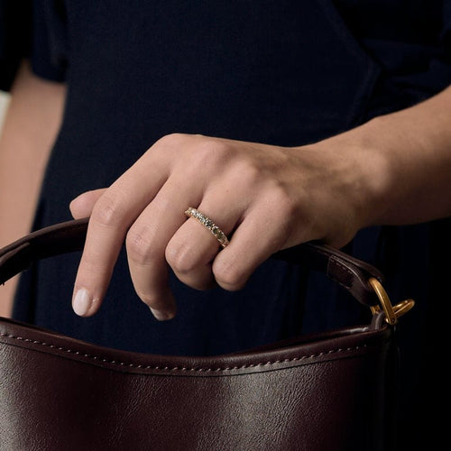 Bague 50 Demi - Alliance en or jaune et diamants 58 Facettes PER0479