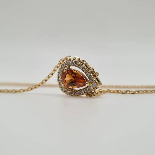 Collier Collier or jaune serti d'une citrine et de diamants 58 Facettes