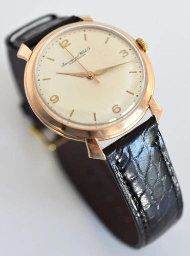 Montre IWC - Montre homme Jumbo « Shark Fin » en or rose 18 carats 58 Facettes IWC-300