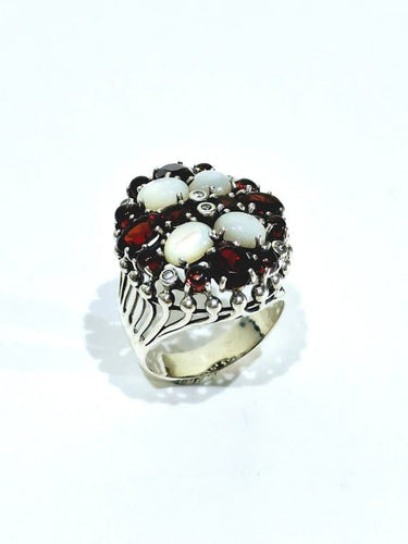 Bague 63 Bague Argent, Nacre Et Grenats 58 Facettes
