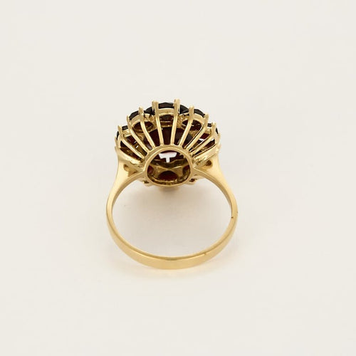 Bague 55 Bague marguerite en or jaune et grenats almandins. 58 Facettes PER0454