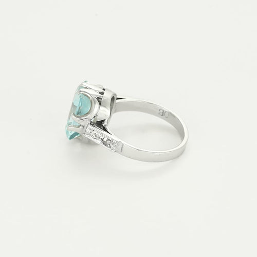 Bague 51 Bague en or blanc, aigue marine et diamants 58 Facettes COMP1392
