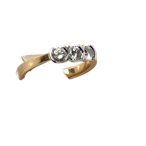 Bague 54 Bague trois pierres en or jaune 18 carats, taille 54 58 Facettes 250154