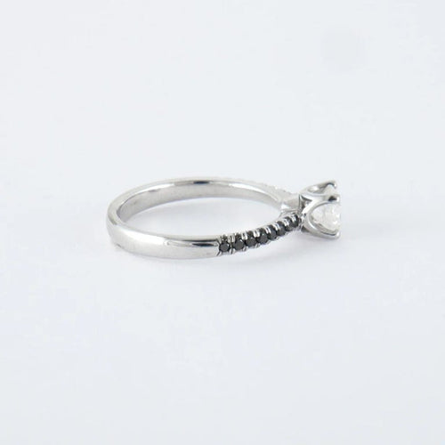 Bague 54 Bague diamants noirs et blanc 58 Facettes