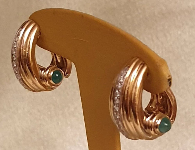 Boucles d'oreilles CLIPS OR JAUNE - 1 LIGNE DE DIAMANTS et 2 CABOCHONS d'EMERAUDES 58 Facettes R 1631 Maee