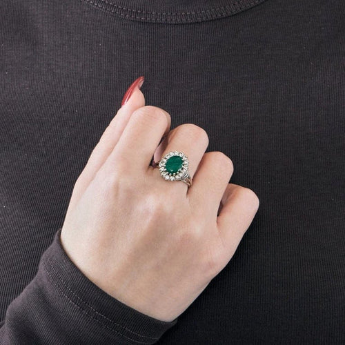 Bague 53 Bague Pompadour Emeraude Entourage Diamants Or Blanc 58 Facettes GU103