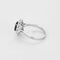 Bague 55 Bague marguerite - Bague en or gris 18k, saphir ovale et diamants 58 Facettes BA514