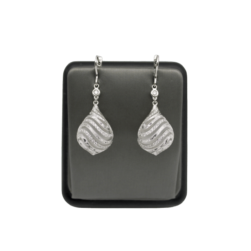 Boucles d'oreilles Boucles d’oreilles pendantes Art déco en or blanc 18k, cristal de roche et diamants 58 Facettes