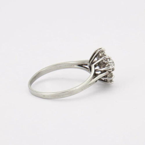 Bague 65 Bague Fleur en Or Gris, Diamants 58 Facettes LOT 2840